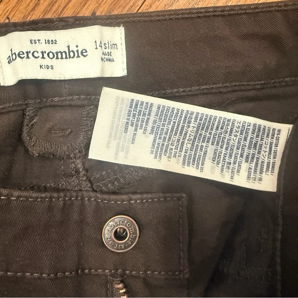 Abercrombie kids Brown Skinny Jeans Slim Fit Jeans Girls size 14 Slim NWOT